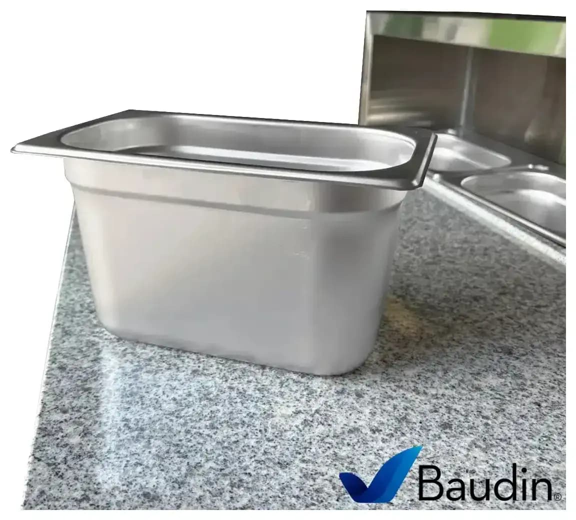 Bajo Mostrador Refrigerado con Topinera de acero inoxidable 90 cm ancho 2 puertas comercial 3 cubas con frio marca Kuma PS900