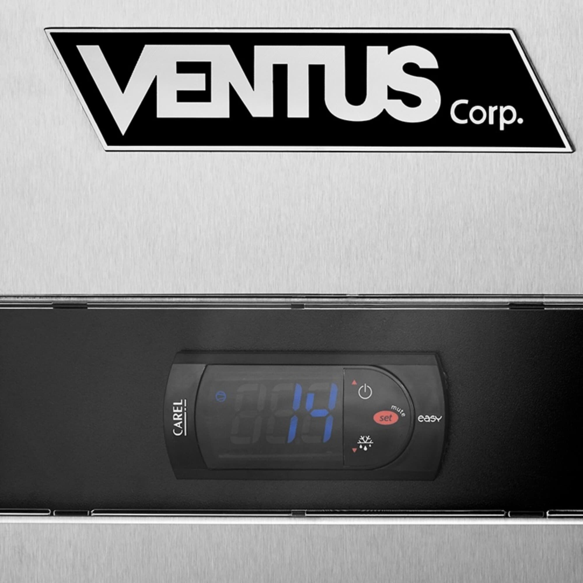 Freezer bajo mesada Ventus VMF3PS-480 de acero inoxidable con 3 puertas