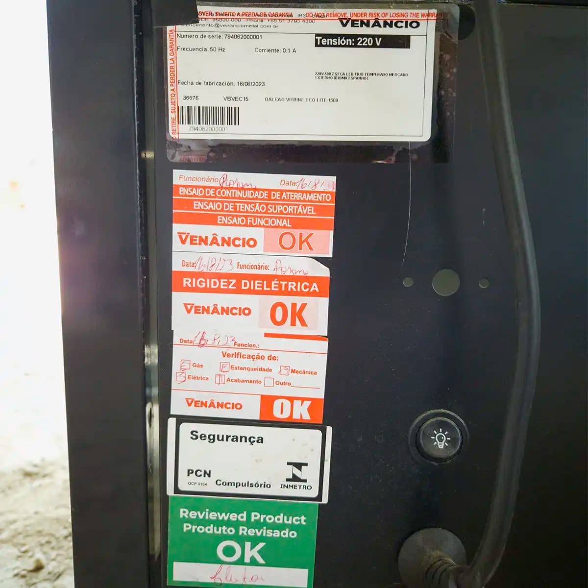 Vitrina 1,5 m Neutra Seminueva | Venancio Eco Lite VBVEC15 (desgaste en depósito)