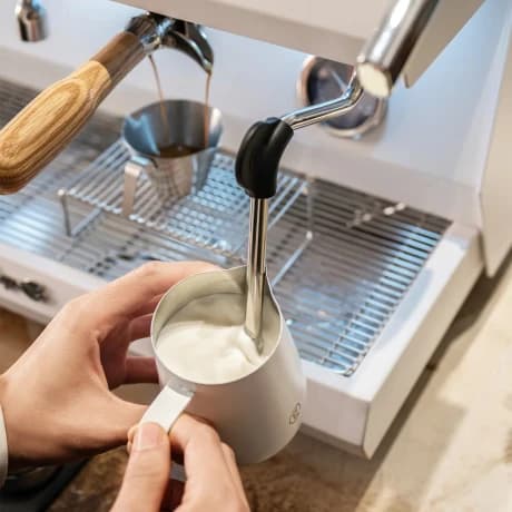 Cafetera espresso Gemilai G3211A, vista trasera