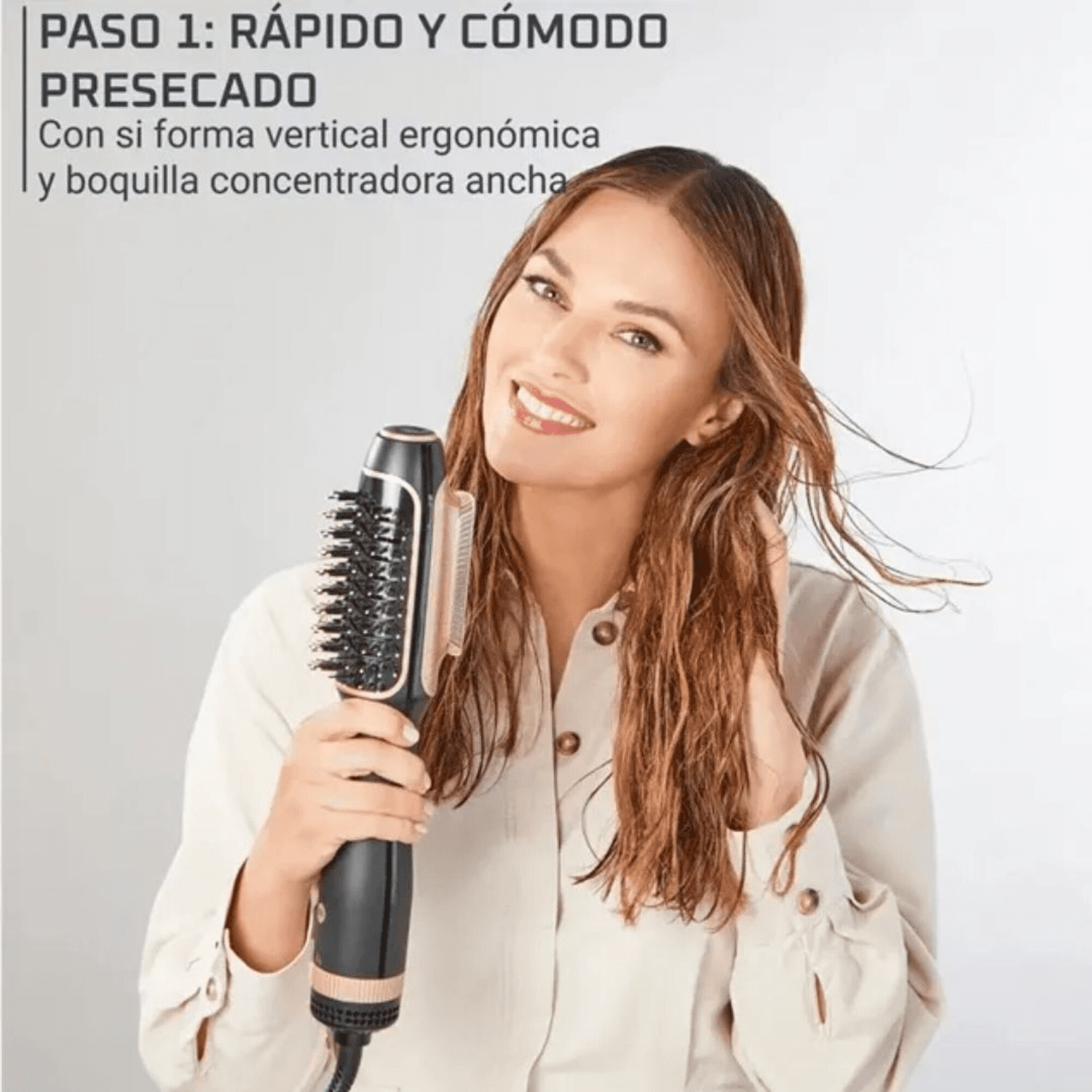 Secador Rowenta Reverso CF9840F0 en uso