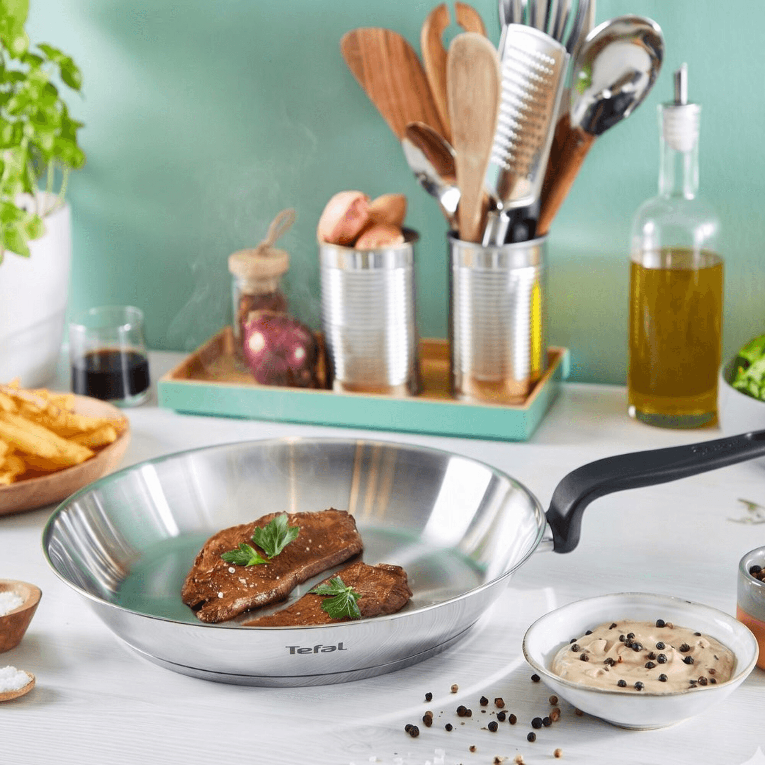 Sartén Tefal Primary de acero inoxidable con dos bifes