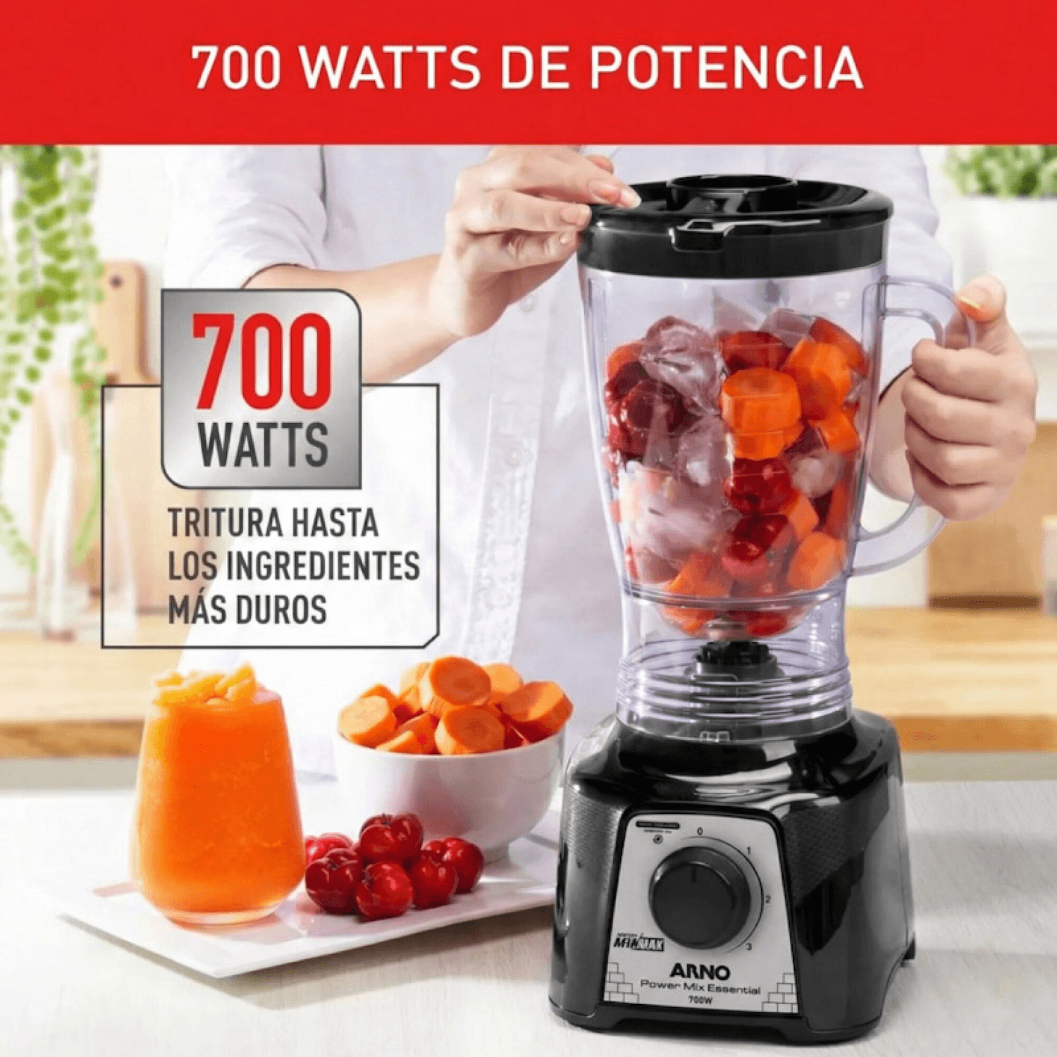 Licuadora Arno Power Max LN3118B2 con hielo y frutas