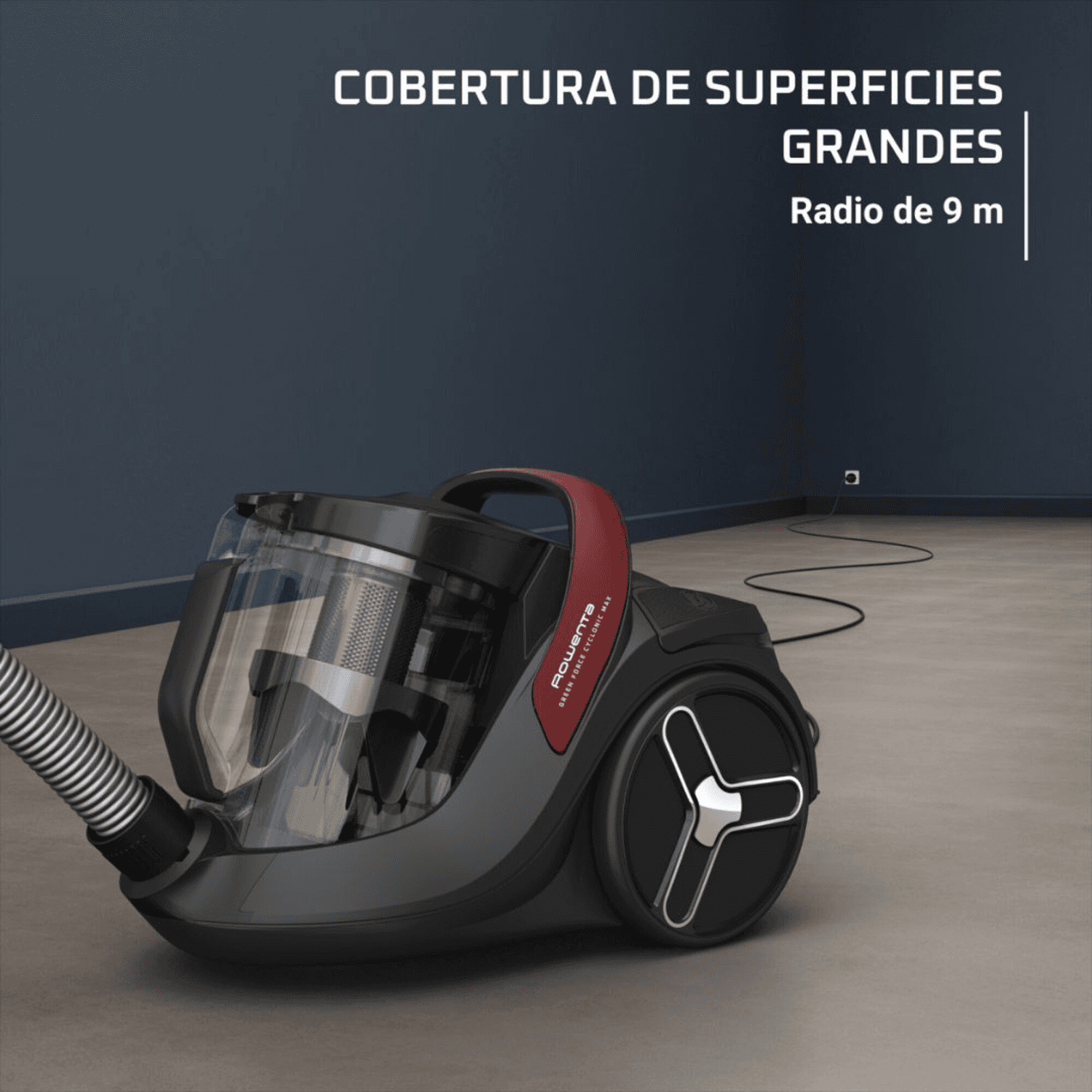 Aspiradora Rowenta RO7B13EA en una sala con su cable extendido