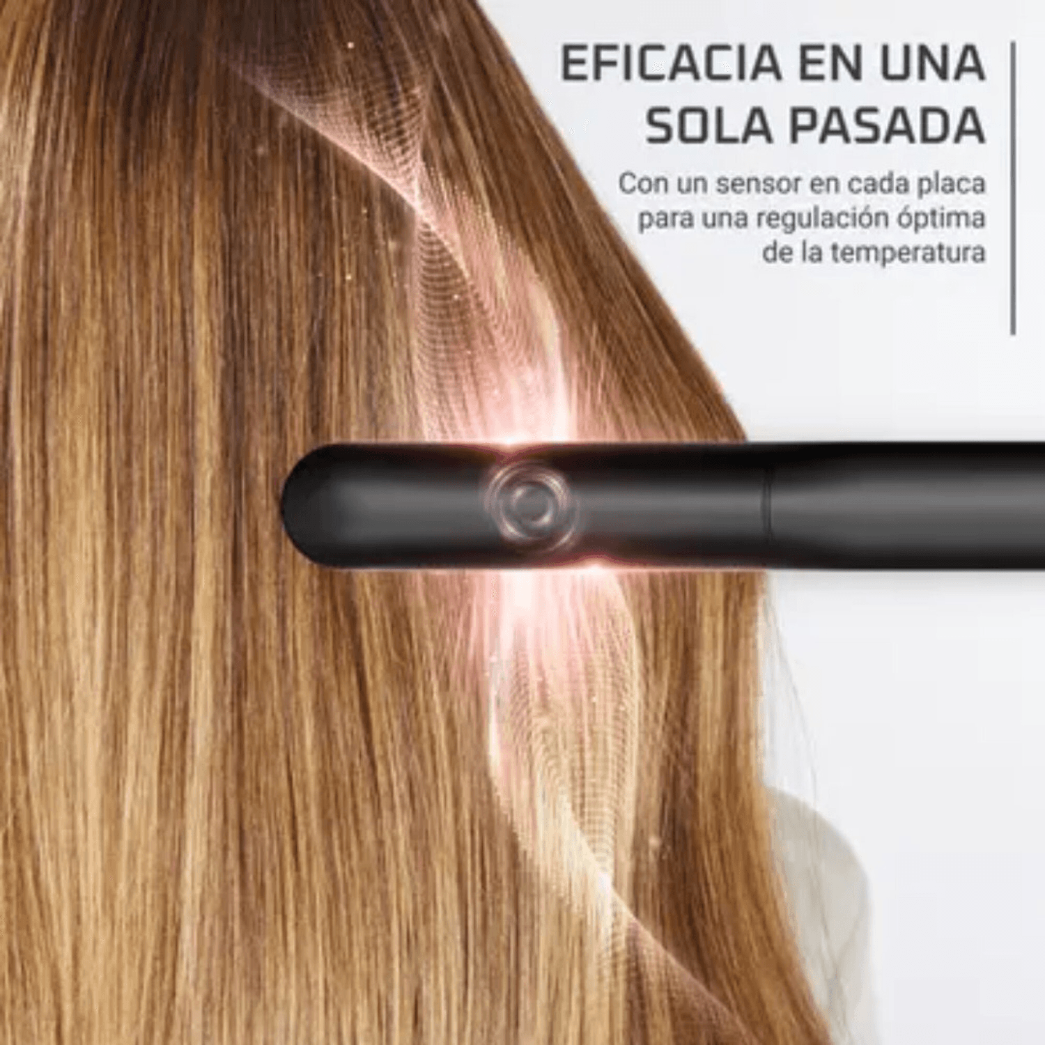Planchita de pelo Rowenta SF8120F0 en uso