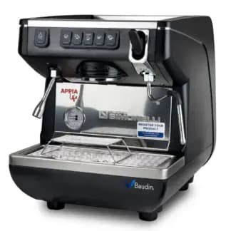 Cafetera Expresso 1 Grupo Vaso Alto Comercial Nuova Simonelli Appia Life Vista Lateral color Negro detalle en plata Principal