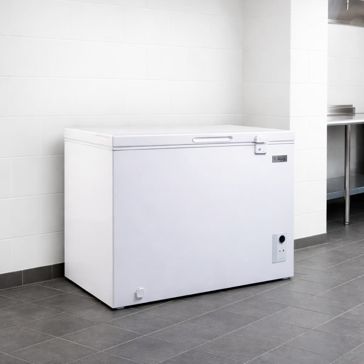 Freezer horizontal tapa ciega 199 litros | Ventus LFH-202