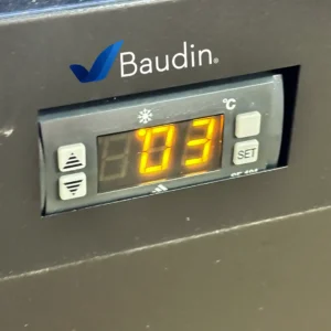 Heladera Vitrina Expositor 1 Puerta Visicooler 1 Puerta Vidrio Comercial Iccold FC-LD60A Controlador Digital