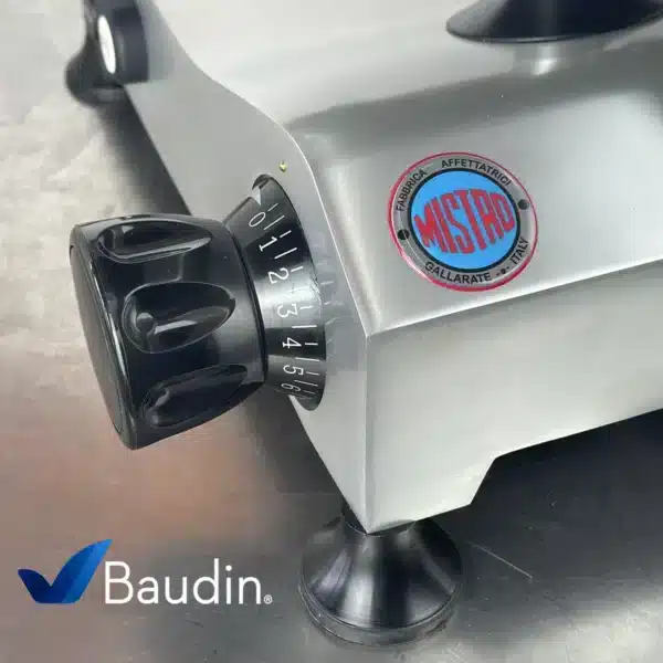 Cortadora de Fiambre 30 cm Mistro GS 300 Italiana Detalle