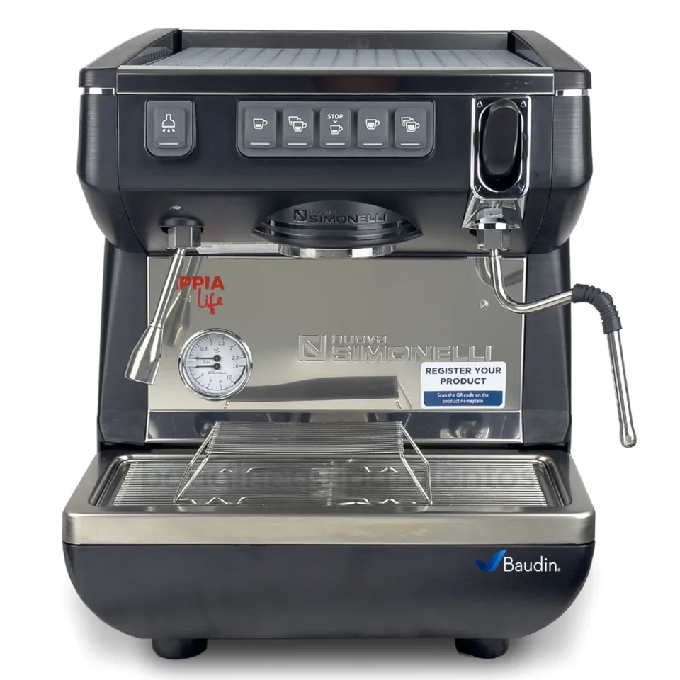 Cafetera 1 Grupo Comercial Nuova Simonelli Appia Life Vista Lateral color Negro detalle en plata Principal Frontal