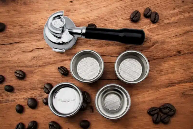 PortaFiltro 2 Vias Lelit Pla582S Background