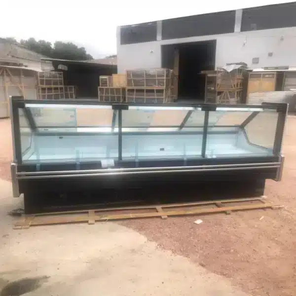 Vitrina-20-m-Refrigerada-Carnicera-Vidrio-Recto-Lundar-GTGA-200