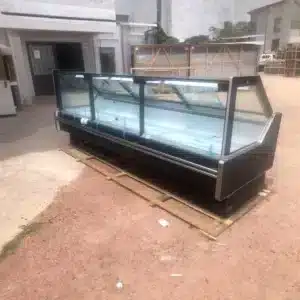 Vitrina-20-m-Refrigerada-Carnicera-Vidrio-Recto-Lundar-GTGA-200