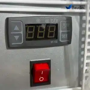 Visicooler Heladera Exhibidora Frigobar Puerta de Vidrio 99 Litros Lundar RT-99L Controlador Digital de temperatura