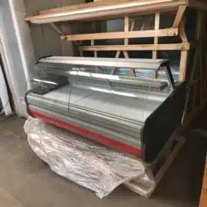Vitrina-20-m-Refrigerada-Carnicera-Vidrio-Curvo-Lundar-GTG-150