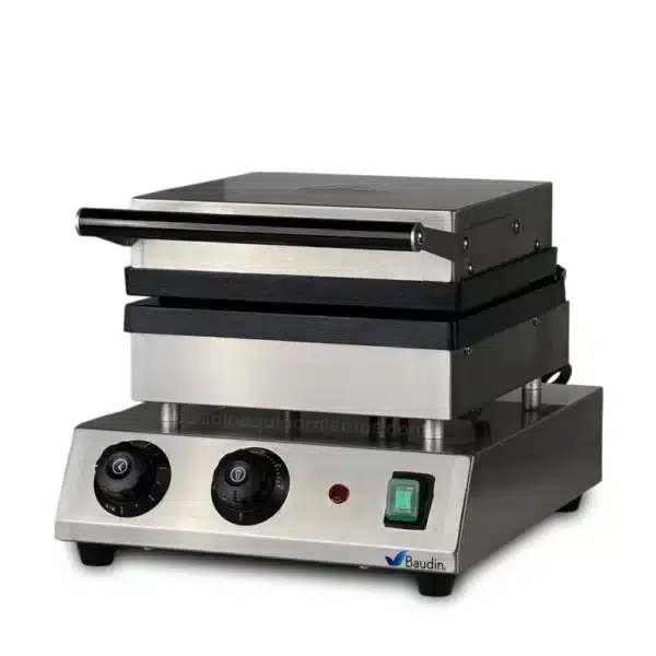 Waflera 2 Wafles Rectangulares Hierro Fundido Lundar HF-1 Vista Diagonal Cerrada