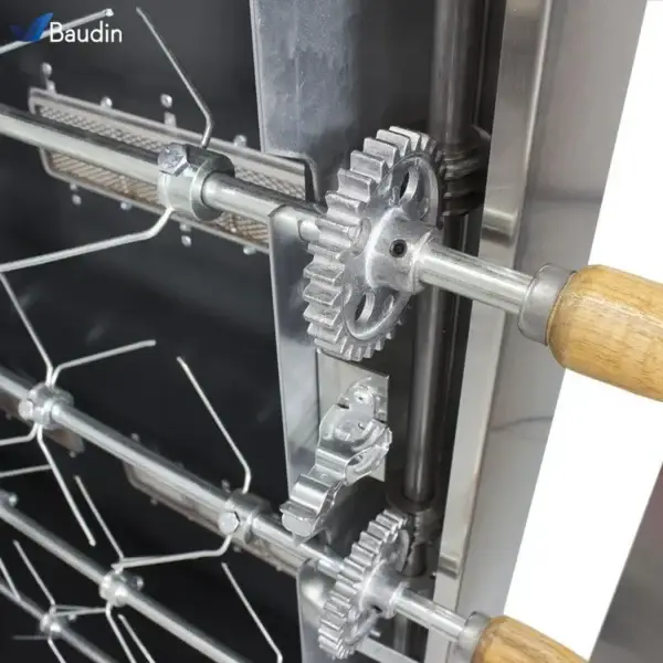 Spiedo a gas para 30 Pollos Venancio SFG3 Detalle Espadas Pinchos Engranaje