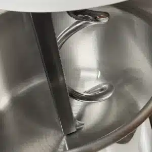 Amasadora Industrial 20 Litros Jameco VAM-20T Detalle Bowl y Gancho