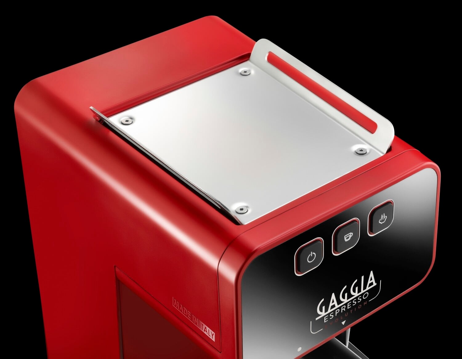Posa-tazas de acero inoxidable en la tapa superior de la Gaggia Espresso Evolution EG2115/03 roja, con el relieve Made in Italy